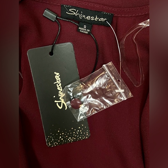 NWT~Burundy Balloon Sleeve Blouse Sz S, by Shinestar - Picture 8 of 9